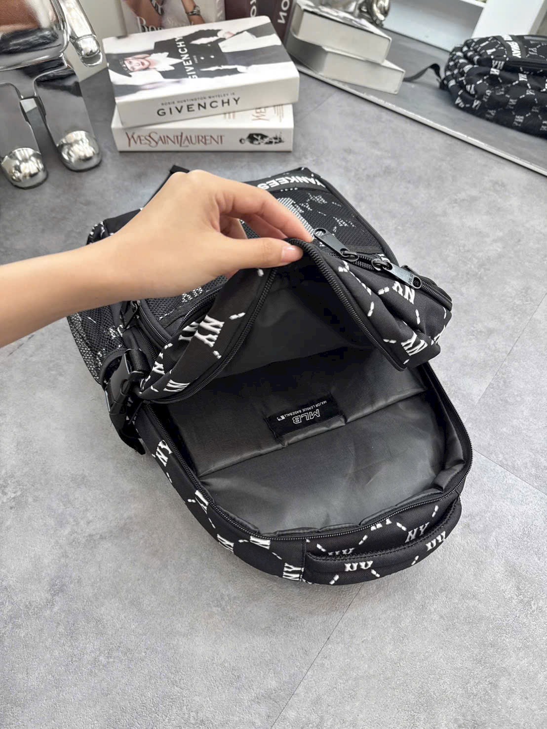MLB 913G BLACK MONOGRAM