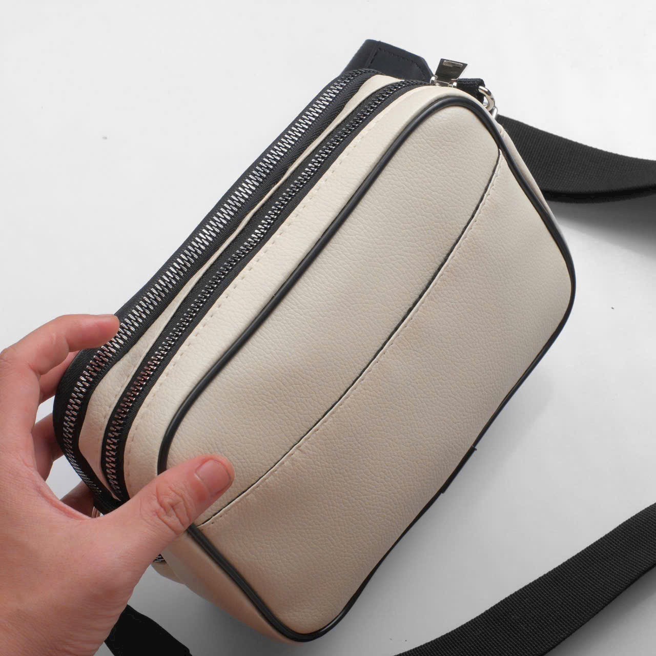 KARL LAGERFELD CREAM BAG