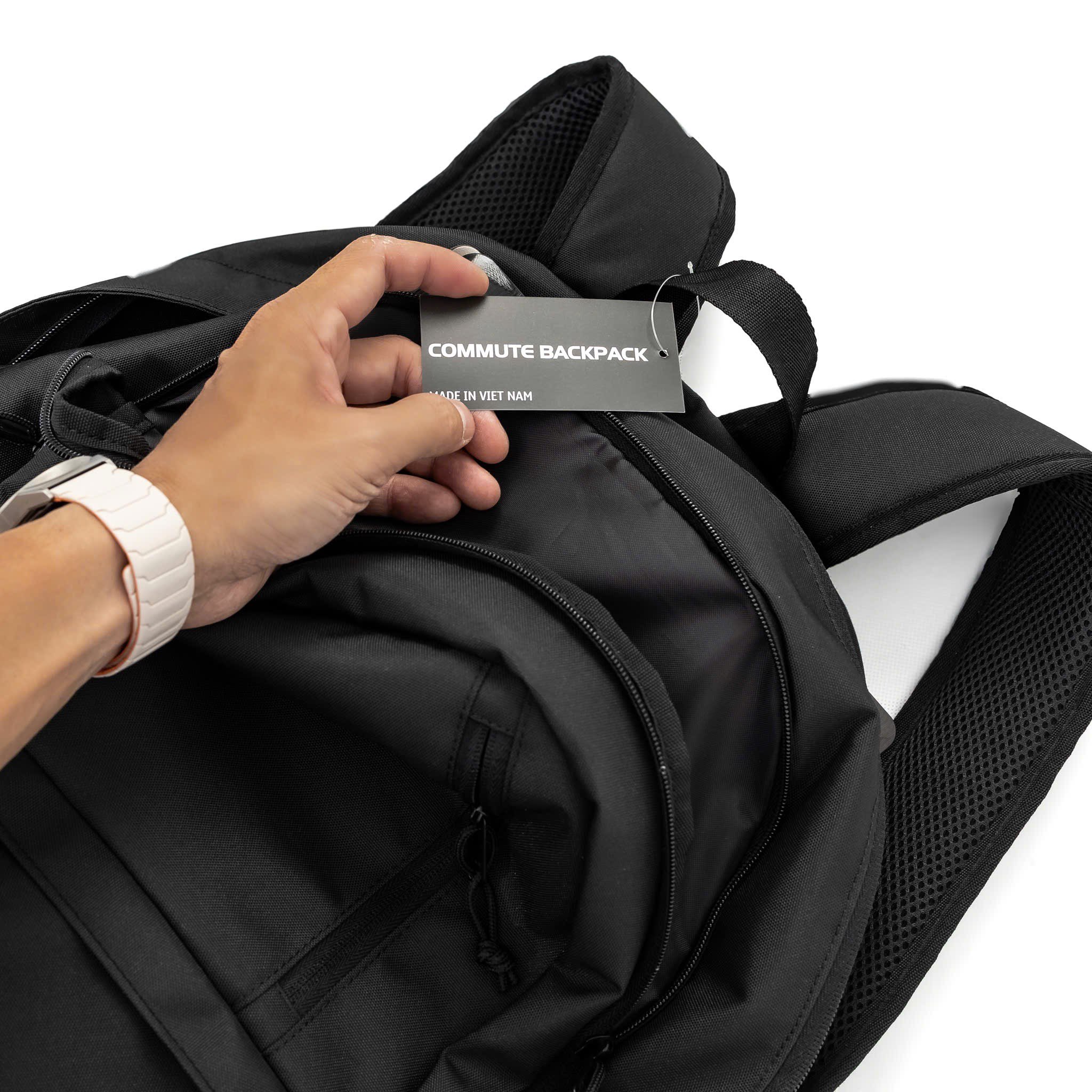 DAS MULTIPLE ZIPPER