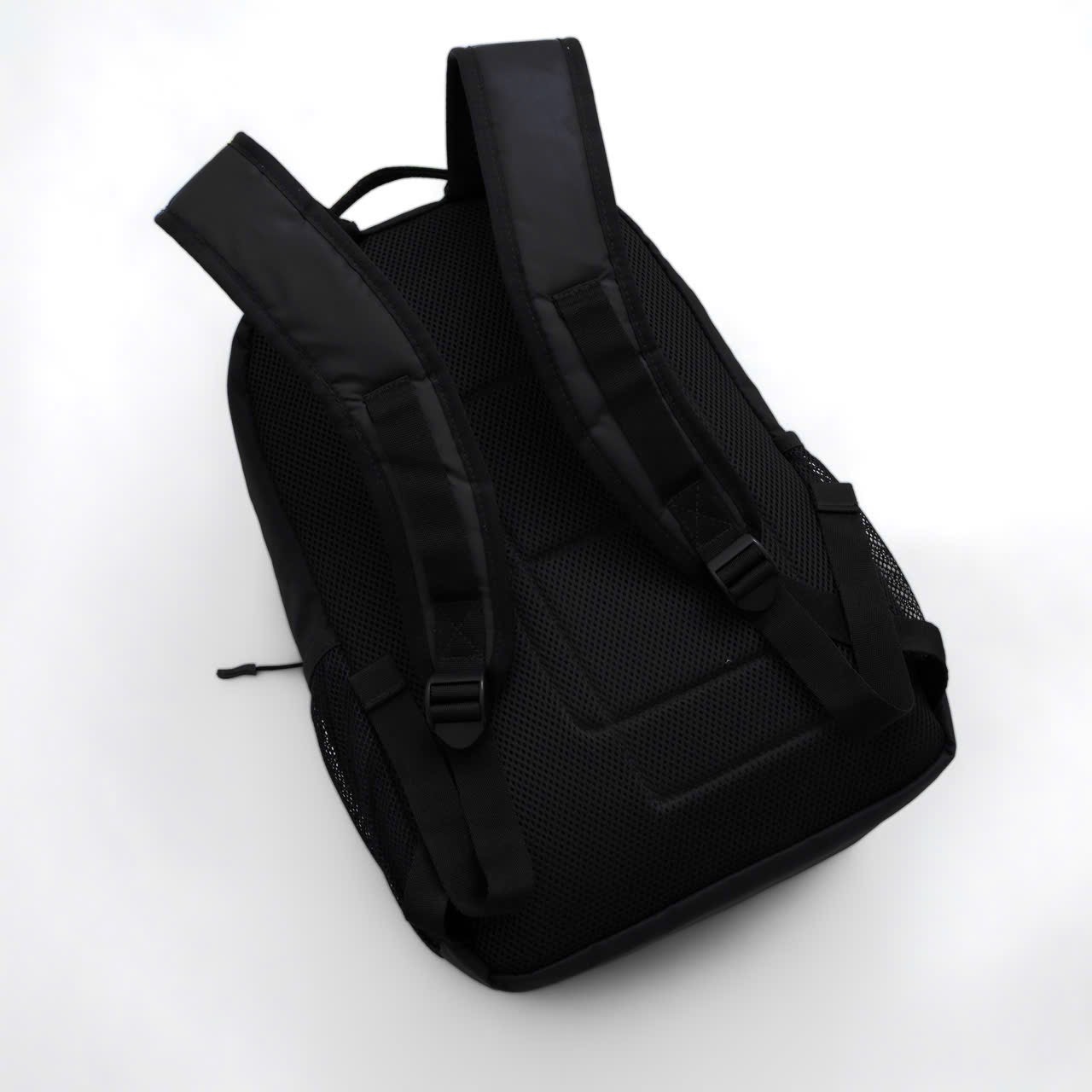 B LARISSA BACKPACK