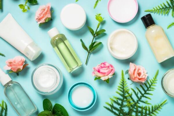 Hướng dẫn cách chọn dược mỹ phẩm phù hợp cho từng loại da