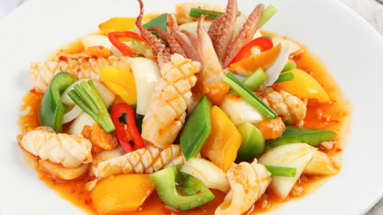 Mực xào sa tế - cách chế biến món hải sản bớt đơn điệu