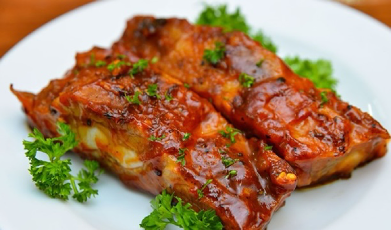 Trở nên đảm đang với món sườn nướng sa tế thơm ngon