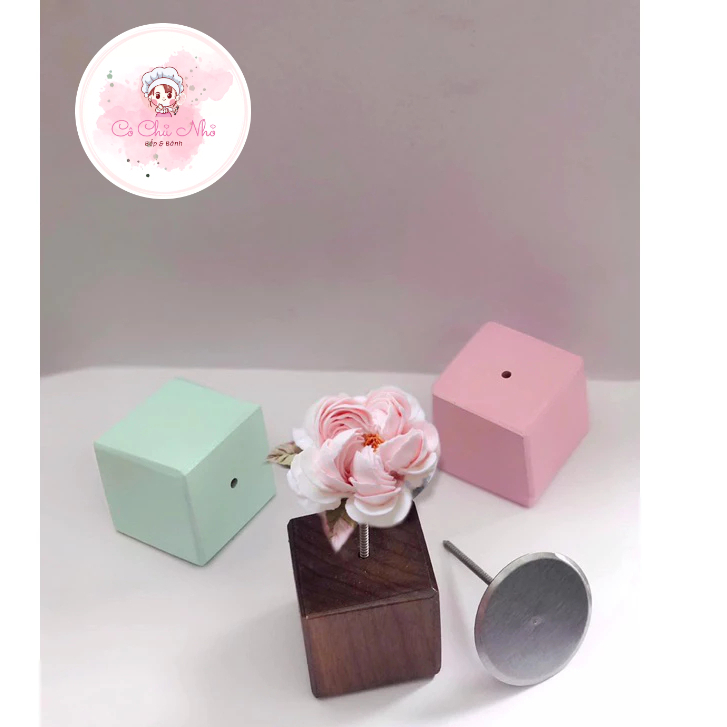 Cục gỗ cắm dù bắt hoa