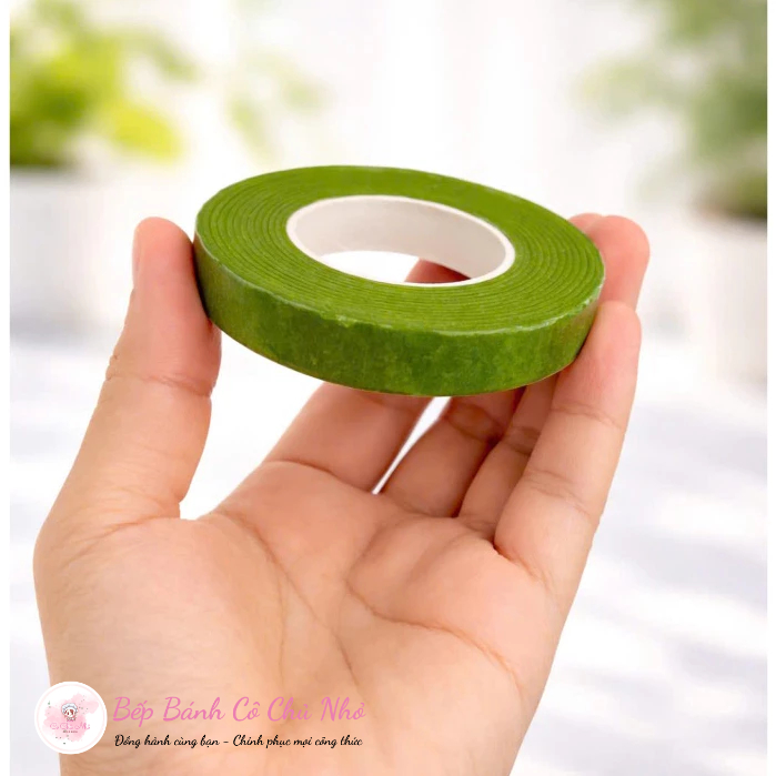 Sáp Xanh Cuộn Quấn Cành Hoa