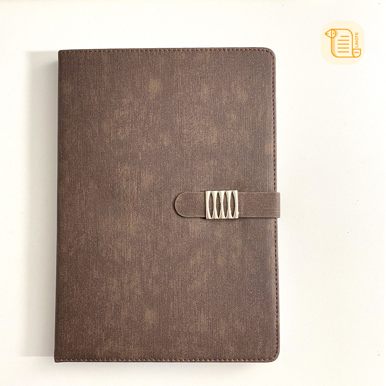 Sổ tay B5 kẻ ngang bìa da khuy từ hình chữ nhật họa tiết 70gsm, 200 trang