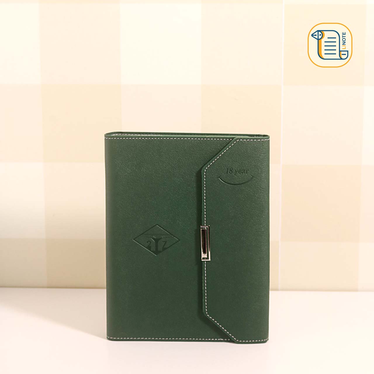 HÀNG ĐẶT Sổ còng ba khúc B5 kẻ ngang bìa da 70gsm,200 trang, ngăn phụ, khuy nam châm