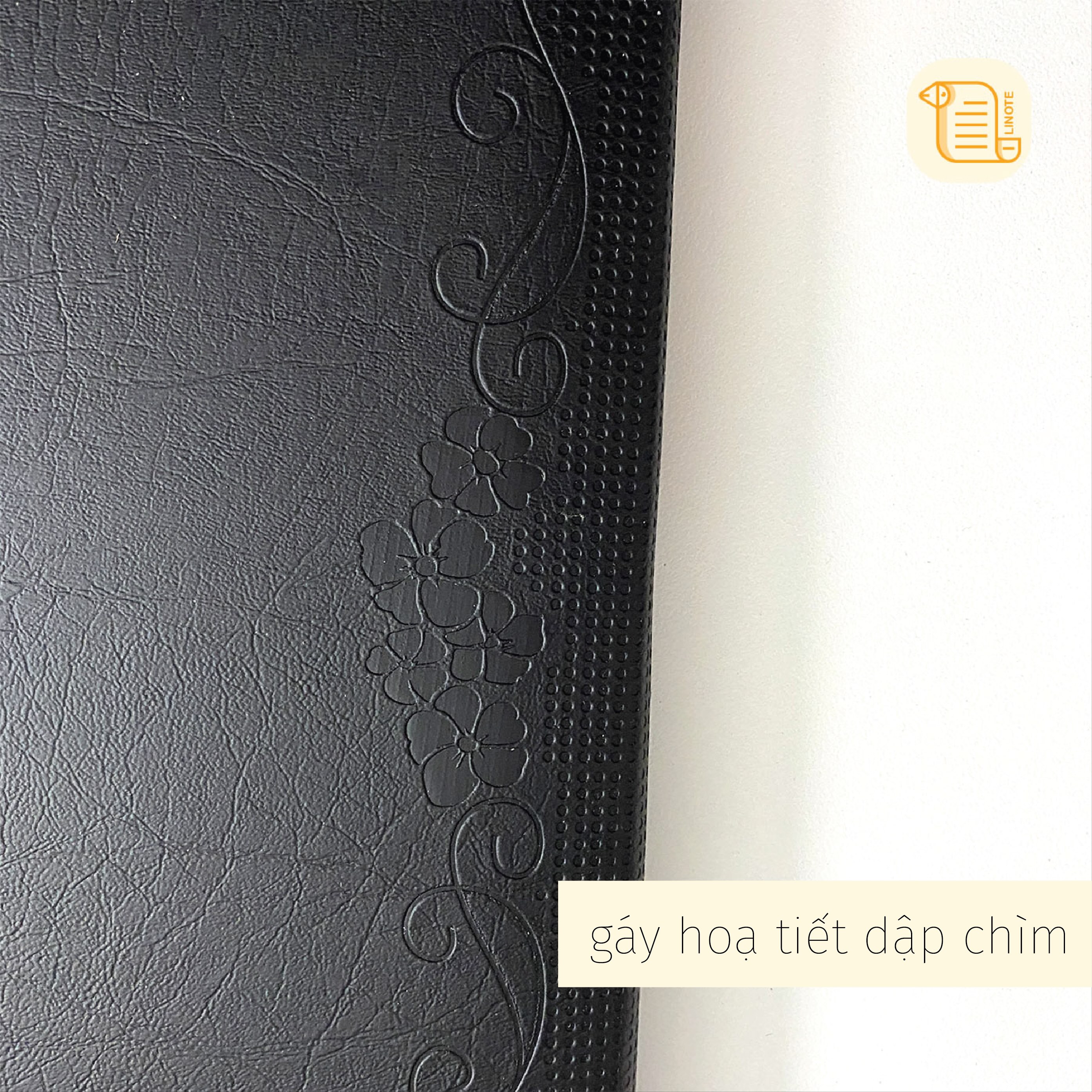 Sổ kẻ ngang KT9 bìa da hoạ tiết chìm 70gsm, 200 trang, cài bút, để thẻ