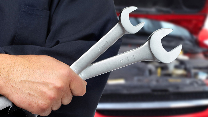 5 Dụng Cụ Sửa Chữa Xe Ô Tô Thiết Yếu Để Bạn Luôn Sẵn Sàng