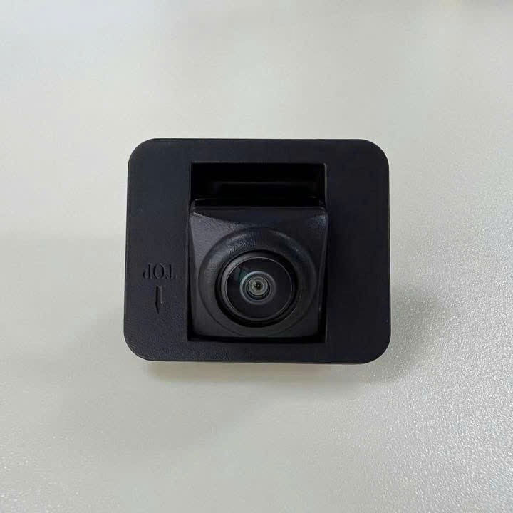 Camera Lùi Cho Xe VinFast VF3 – VF5 Cắm Jack Zin, Hình Ảnh Sắc Nét
