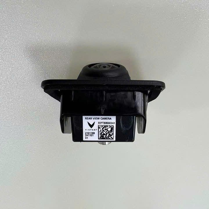 Camera Lùi Cho Xe VinFast VF3 – VF5 Cắm Jack Zin, Hình Ảnh Sắc Nét