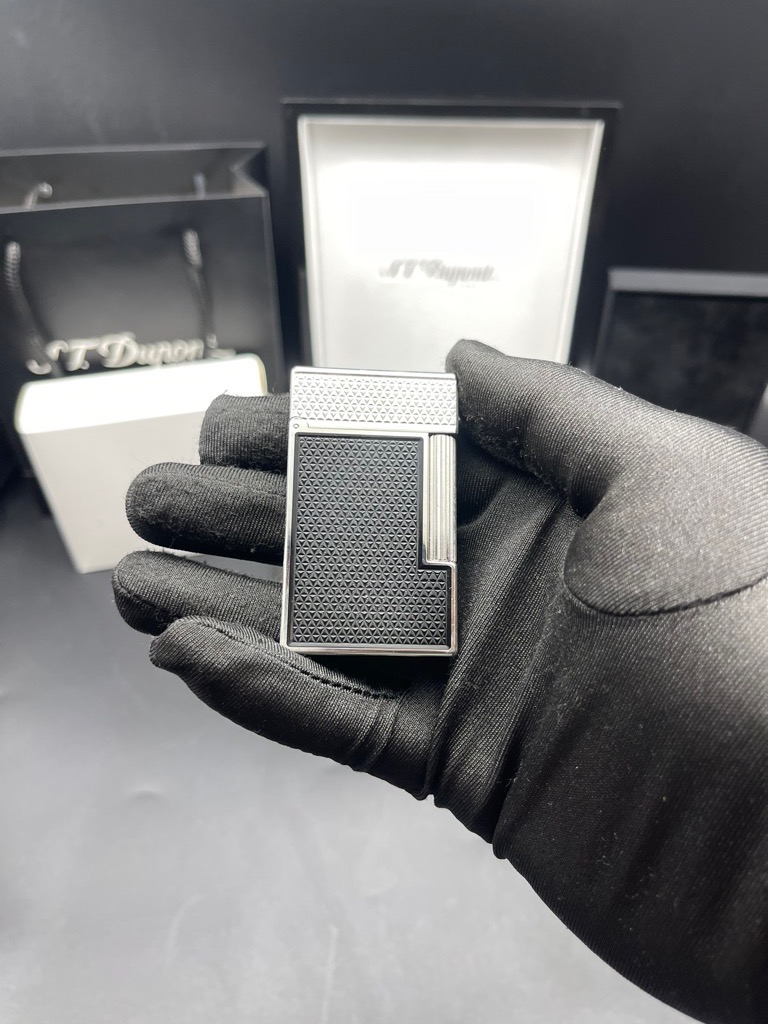 S.T. Dupont Guilloche
