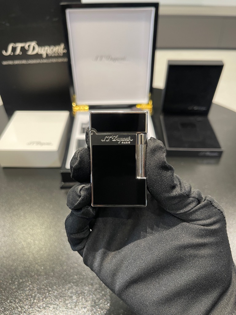 S.T. Dupont Black Lacquer (Sơn Mài Đen)