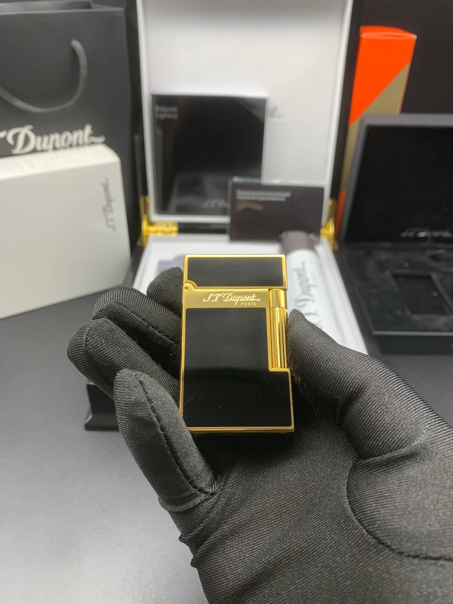 S.T. Dupont Black Lacquer (Sơn Mài Đen)