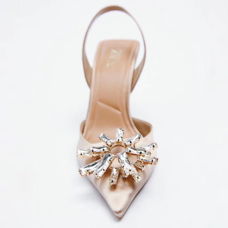 Sandal ZR lụa mặt đá hai tầng[Hàng sẵn-nên lùi 1 size]H379