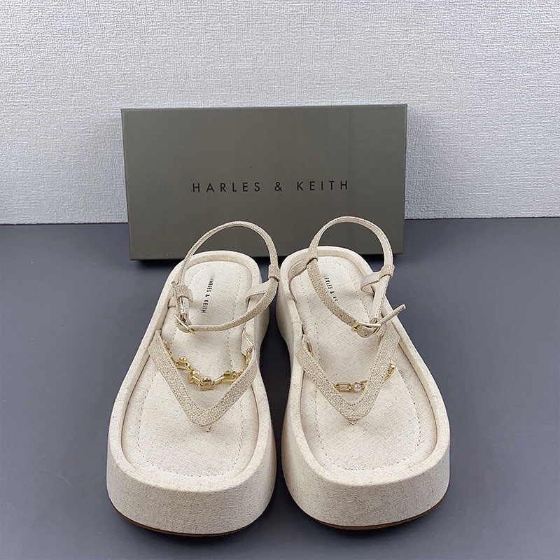 [SẴN] Sandal xỏ ngón CK (from to lùi 2 sz ạ)H380