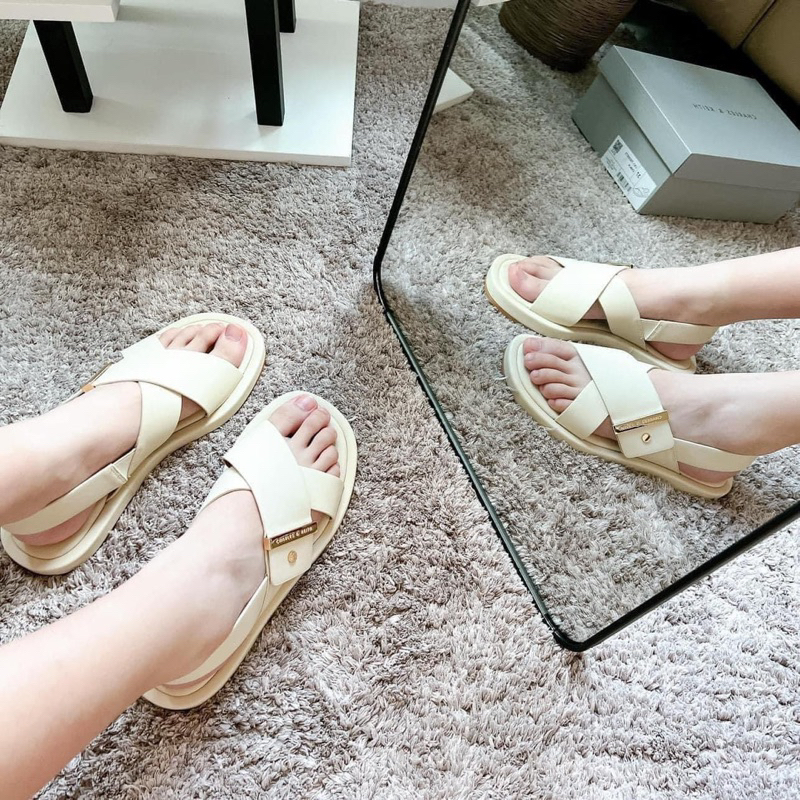 Sandal CK hai quai đan chéo [SẴN- fullbox] (form to lùi 1 sz)H338