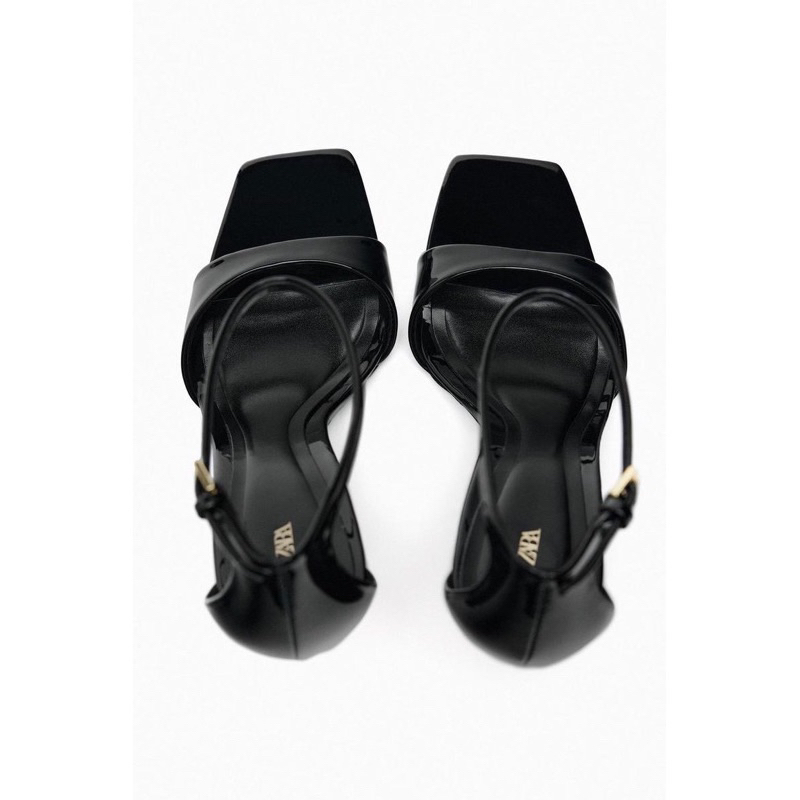 Giày sandal quai ngang da bóng gót xuồng khoét congH250