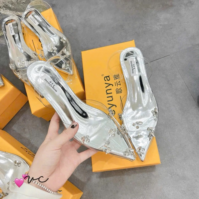 Sandal bệt bạc đá gém quai sau  chắc chắn FULLBOX(hàng sẵn)H185