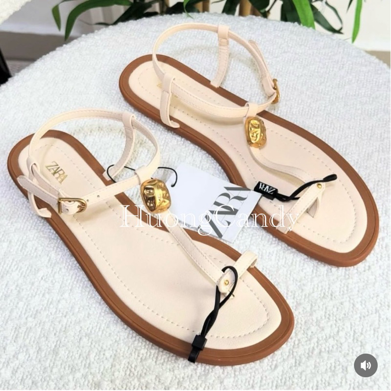 (chân mảnh lùi 2sz)Sandal ZR xỏ ngón khuy vàng Fullbox(sẵn)H69