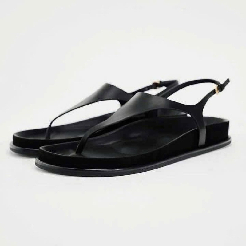 (lùi 1sz- sẵn)Sandal bệt đen xỏ ngón basic trơnH67