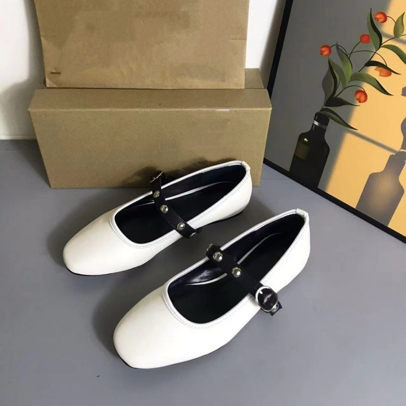 Giày búp bê ZR sữa mũi tròn FULLBOX( chân dày nên tăng size)H161