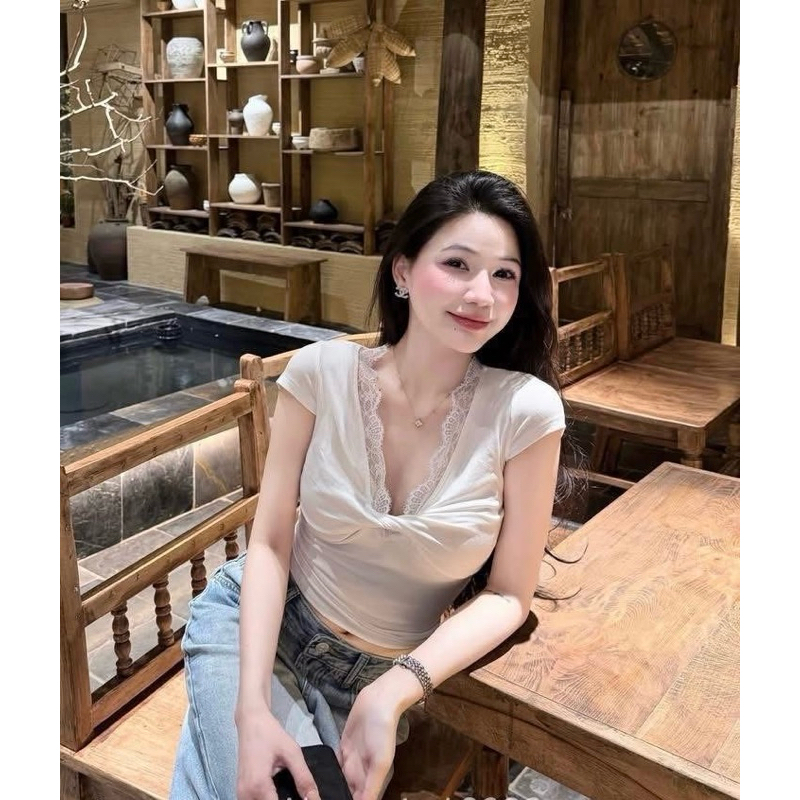 Áo WGWE ren xoắn ngực Basic #W5928# H577