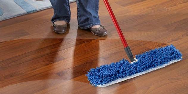 Bí quyết giữ nhà sạch bóng, thơm mát và đuổi muỗi hiệu quả với nước lau sàn sả chanh