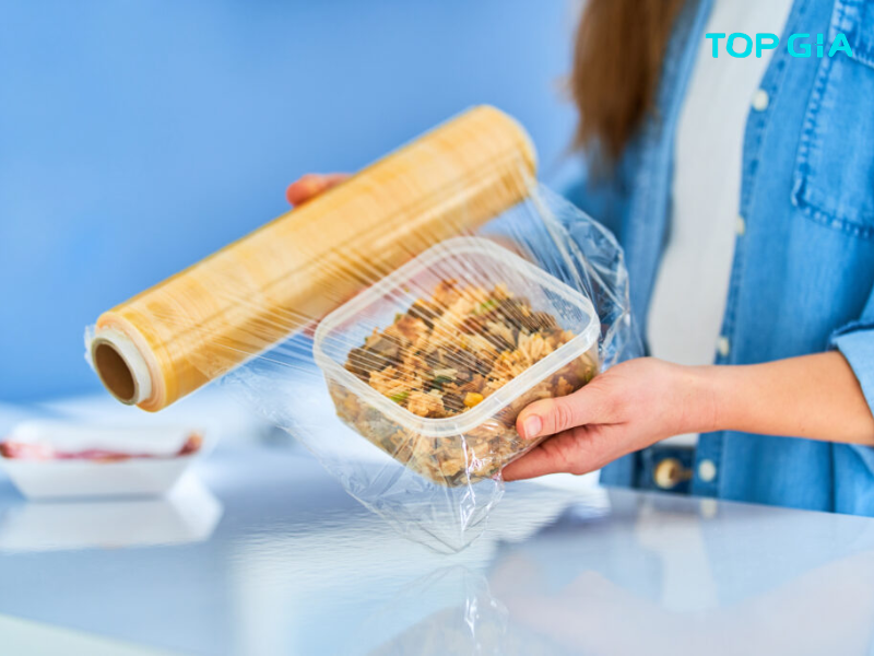 Cách phân biệt màng bọc PVC và PE độc hại: Bí quyết bảo vệ sức khỏe gia đình bạn