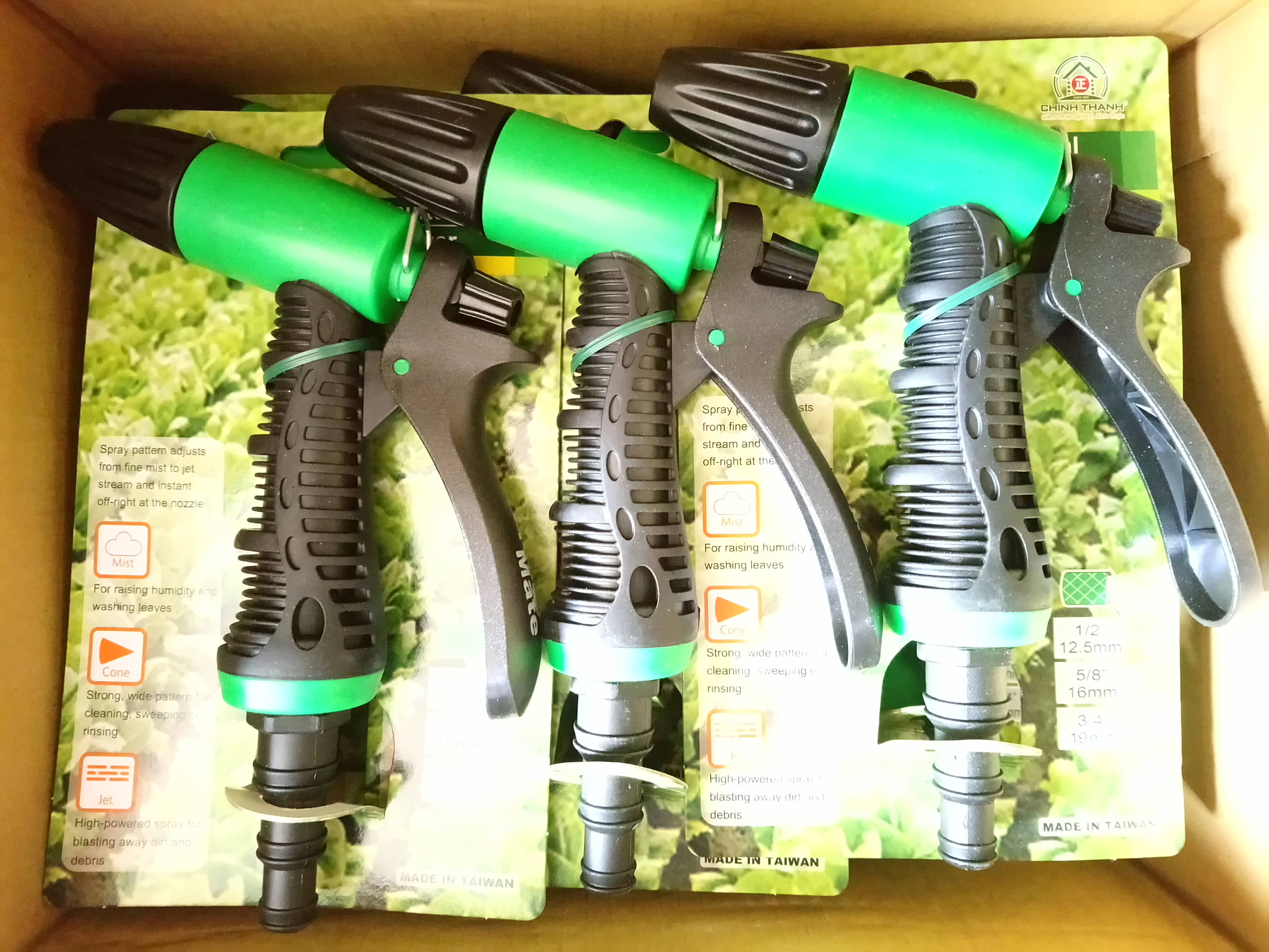 Vòi xịt tưới cây tăng áp W-9201 AQUAMATE Đài Loan – Điều chỉnh đa tia, bền bỉ, dễ sử dụng