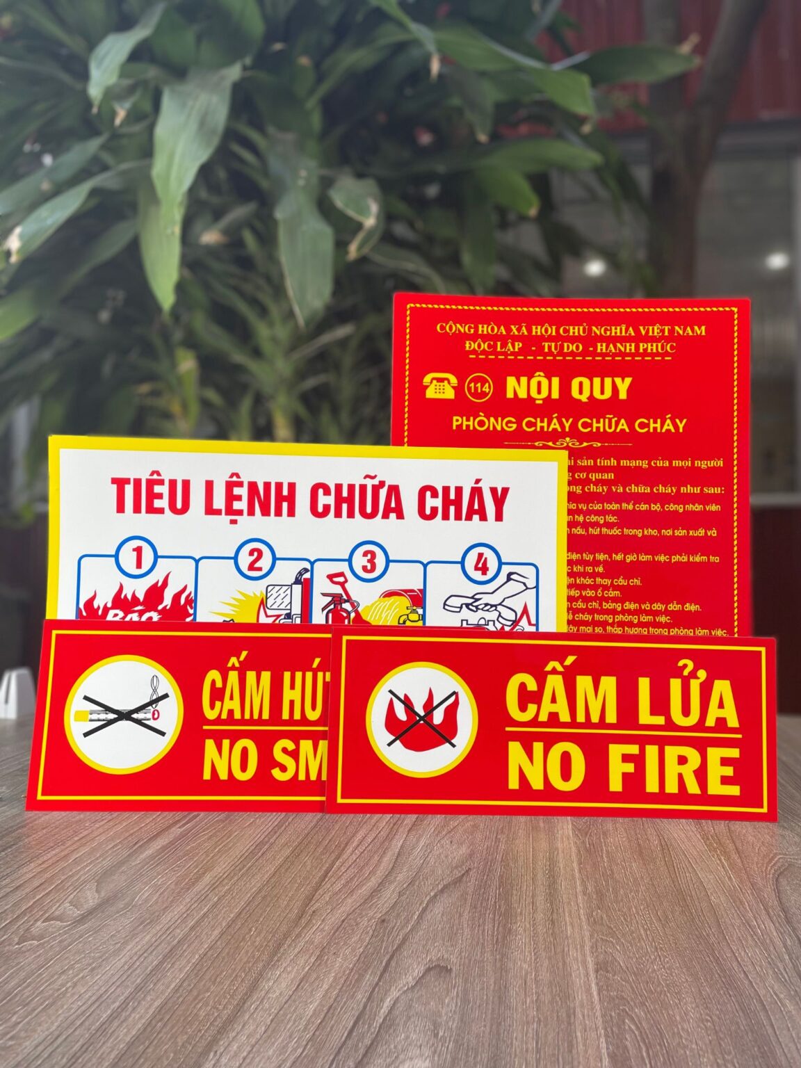 NQTL Nội quy + Tiêu Lệnh PCCC, khổ 330 x450mm, chất liệu Mica- Việt Nam