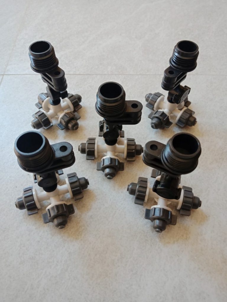 Béc Phun Sương 4 Tia GYMN4132 Có Van Chống Rò – Ren Ngoài 21mm, Tưới Đều 360°