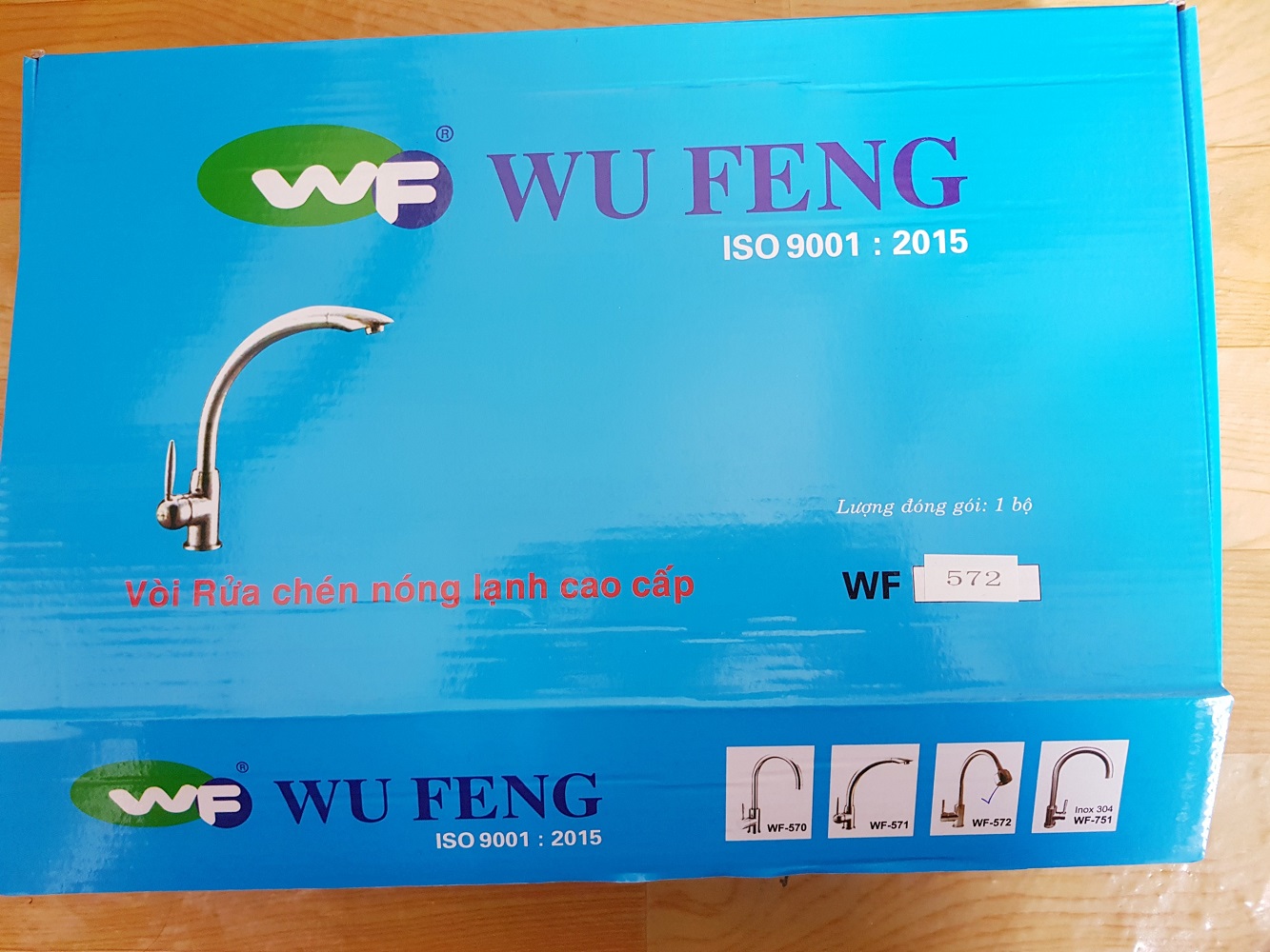 Vòi Rửa Chén Nóng Lạnh Wufeng WF-572 Cao Cấp – Đồng Mạ 6 Lớp Bền Bỉ