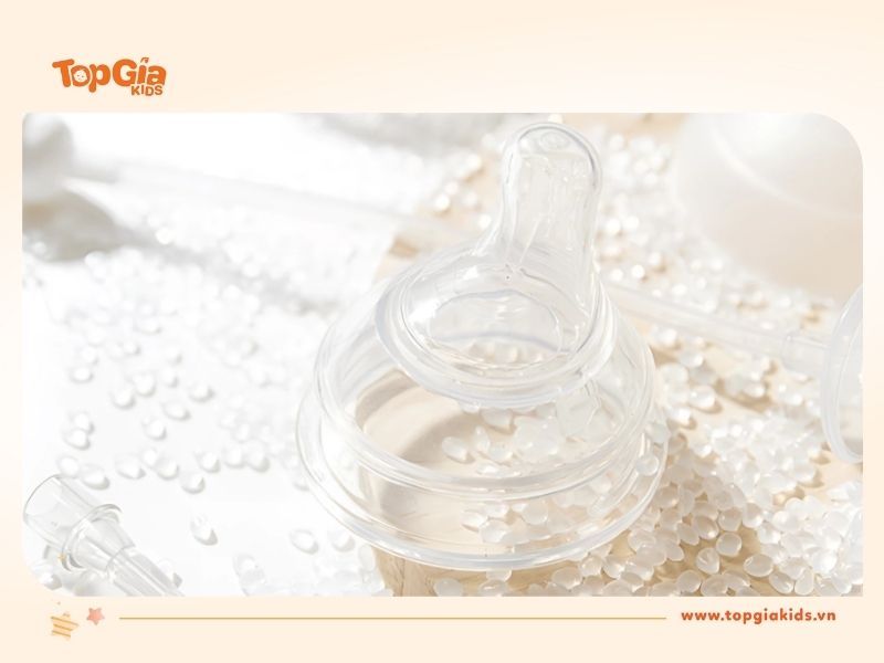 Núm ti Silicone mềm mại mô phỏng tự nhiên, chuyển bú dễ dàng