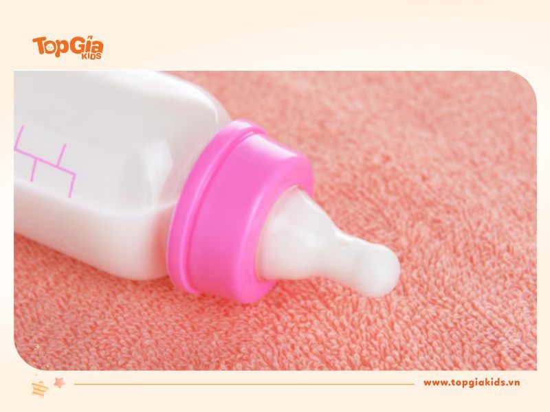 Cách nhận biết sữa mẹ bị hỏng khi để lâu bên ngoài