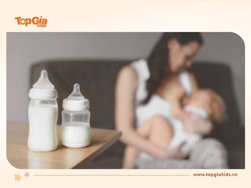 Mẹo hâm nóng sữa mẹ an toàn, giữ trọn dưỡng chất