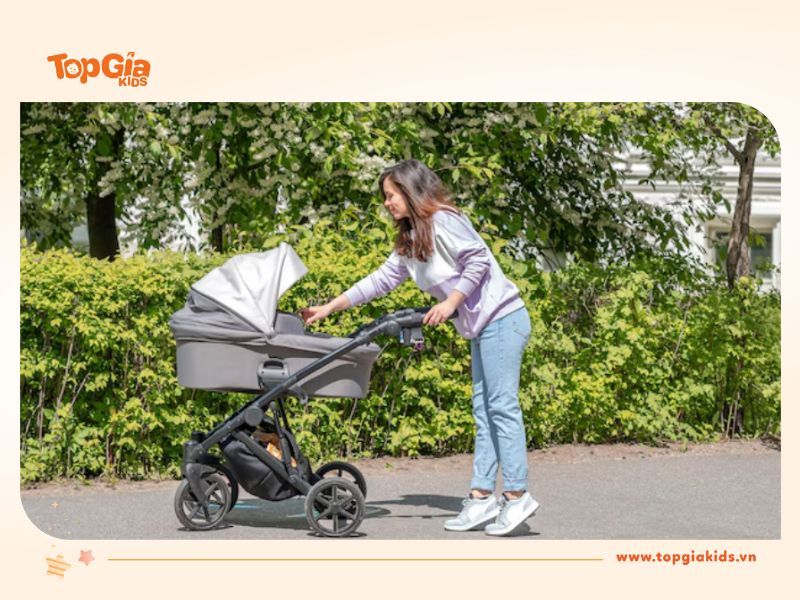 Xe đẩy cho bé là gì