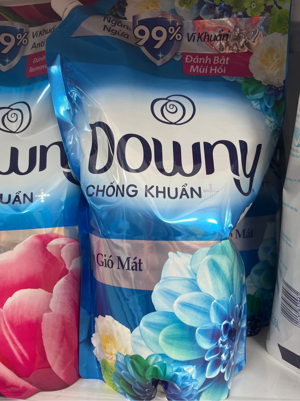 Nước xả Downy