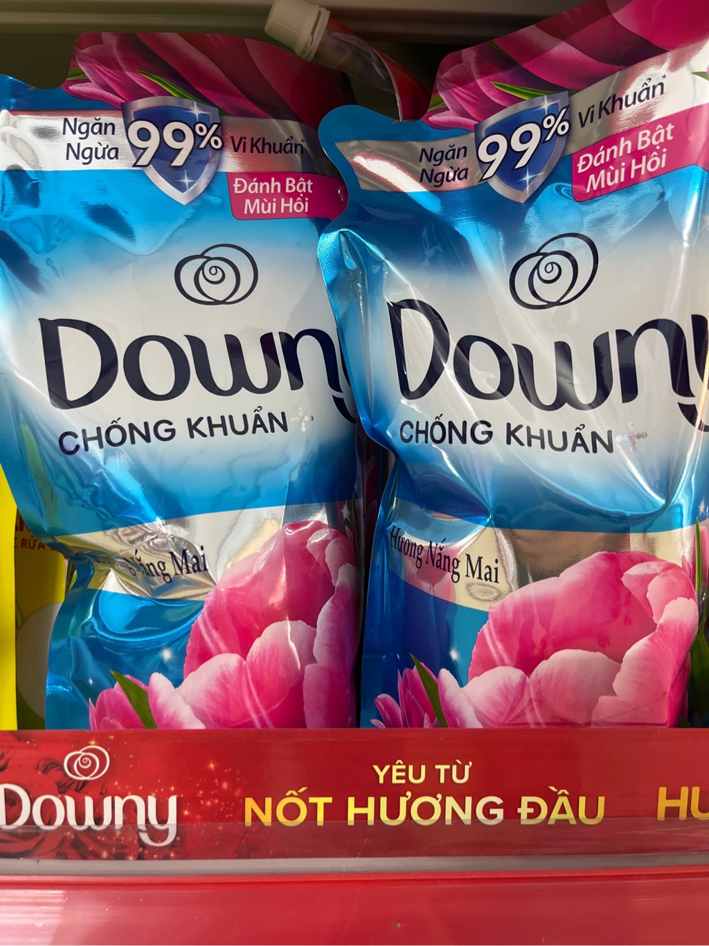 Nước xả Downy
