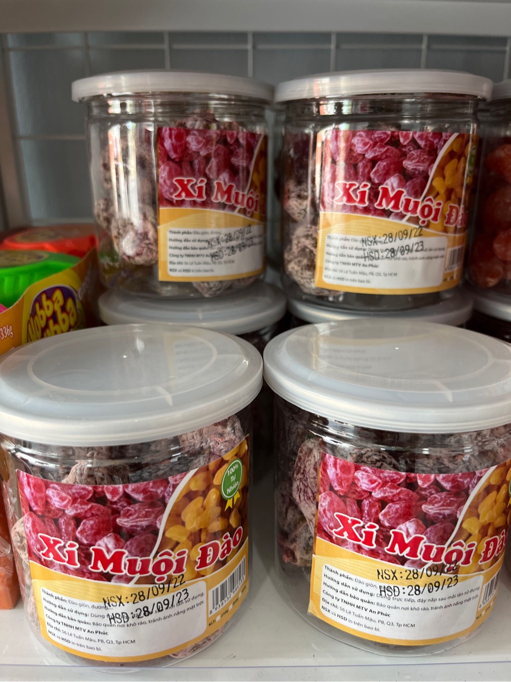 Bánh kẹo ăn vặt
