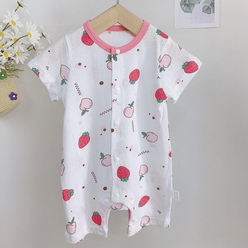 Body đùi cộc tay cúc giữa vải thông hơi mỏng mát cho bé trai bé gái sơ sinh mùa hè