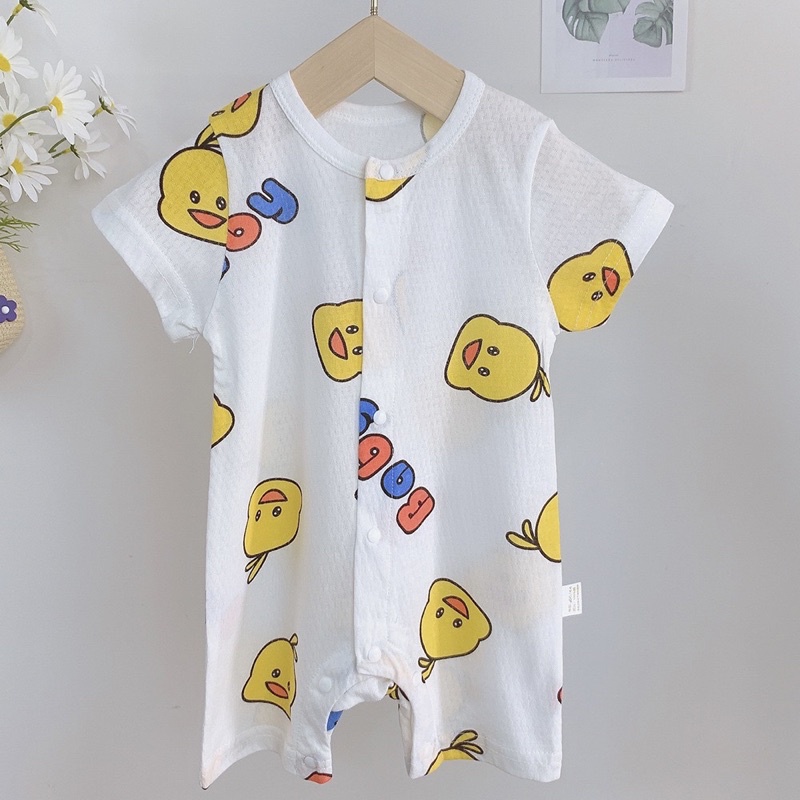 Body đùi cộc tay cúc giữa vải thông hơi mỏng mát cho bé trai bé gái sơ sinh mùa hè