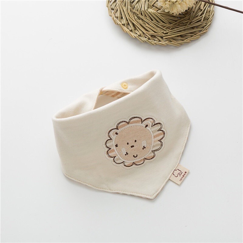 Khăn Yếm Tam Giác 2 Cúc Bấm Họa Tiết Đáng Yêu Chất Cotton Hữu Cơ Tự Nhiên An Toàn Cho Bé