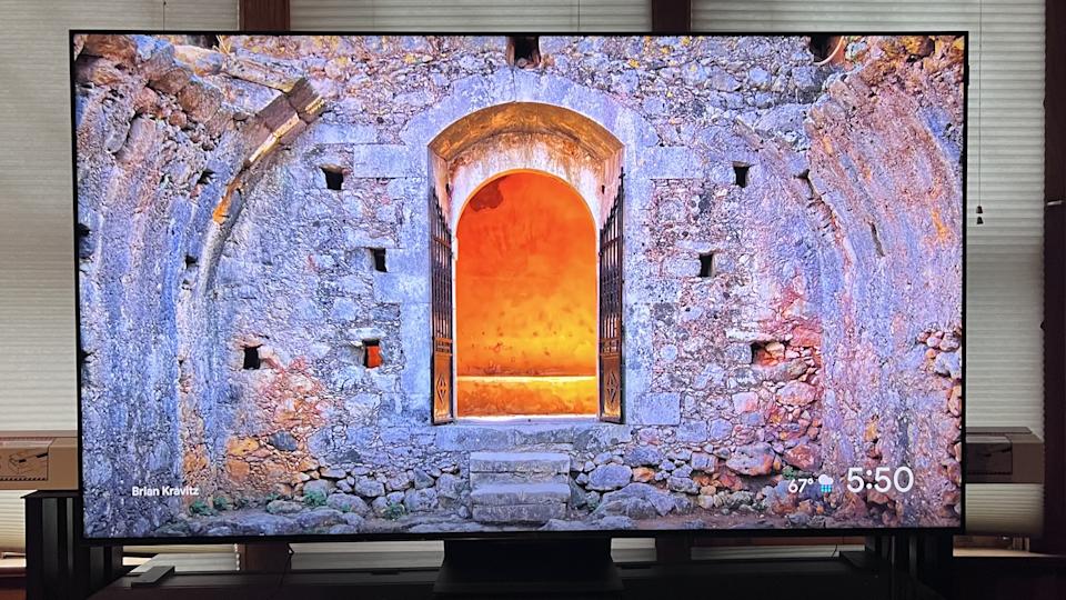 Smart Tivi LG 4K UHD AI 43 Inch UA8350