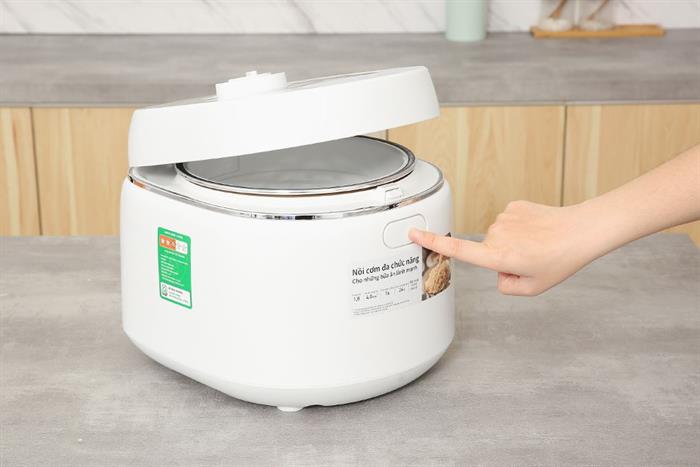 Nồi cơm điện tử Panasonic 1.8 lít SR-DK184WRA