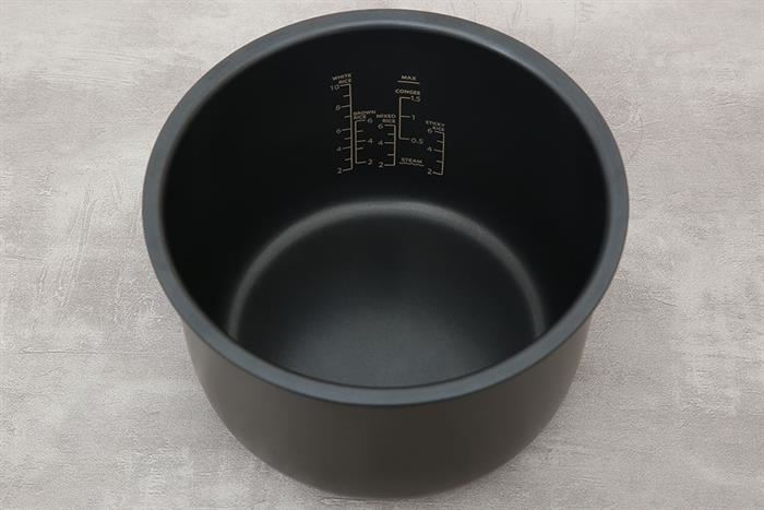 Nồi cơm điện tử Toshiba 1.8 lít RC-18DR4TVN(H) – Công nghệ nấu 3D, lòng nồi Binchotan, 11 chế độ nấu đa dạng