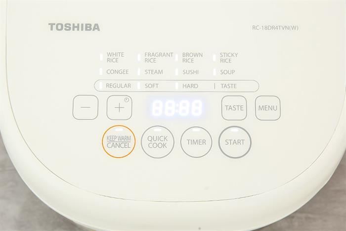 Nồi cơm điện tử Toshiba 1.8 lít RC-18DR4TVN(W) – Công nghệ nấu 3D, lòng nồi Binchotan, 11 chế độ nấu đa dạng