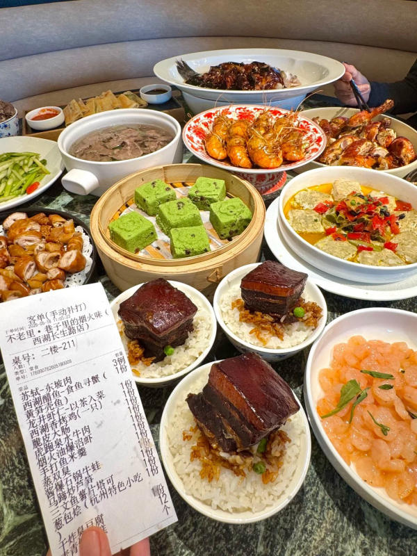 Đi Tây Hồ Hàng Châu ăn ở đâu ngon?