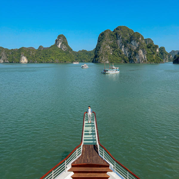 Du thuyền Ambassador Cruise Hạ Long Du thuyền Ambassador Cruise Hạ Long