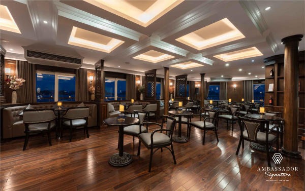 Ambassador Signature Cruise lan ha bay